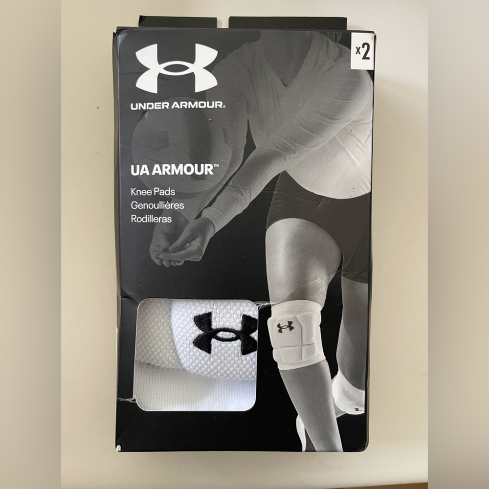 Under Armour Youth Black Box